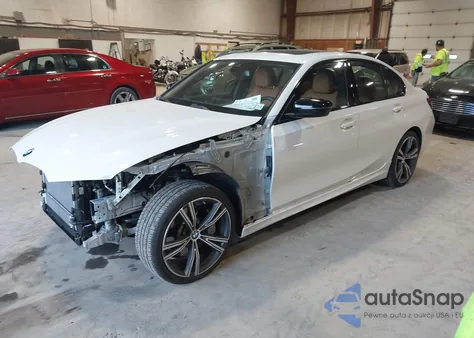 2025 BMW 3 Series 330I xDrive z USA, uszkodzony, nr VIN 3MW89CW07S8F34068